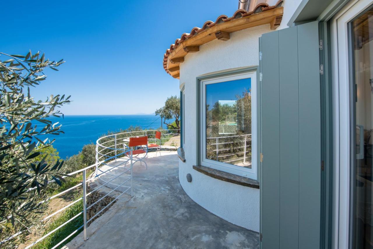 Avgi Villa Glossa Luaran gambar