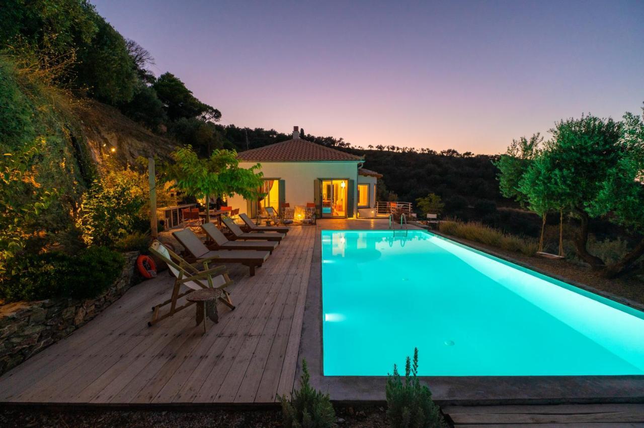 Avgi Villa Glossa Luaran gambar