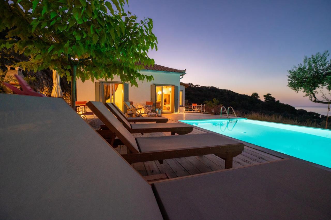 Avgi Villa Glossa Luaran gambar