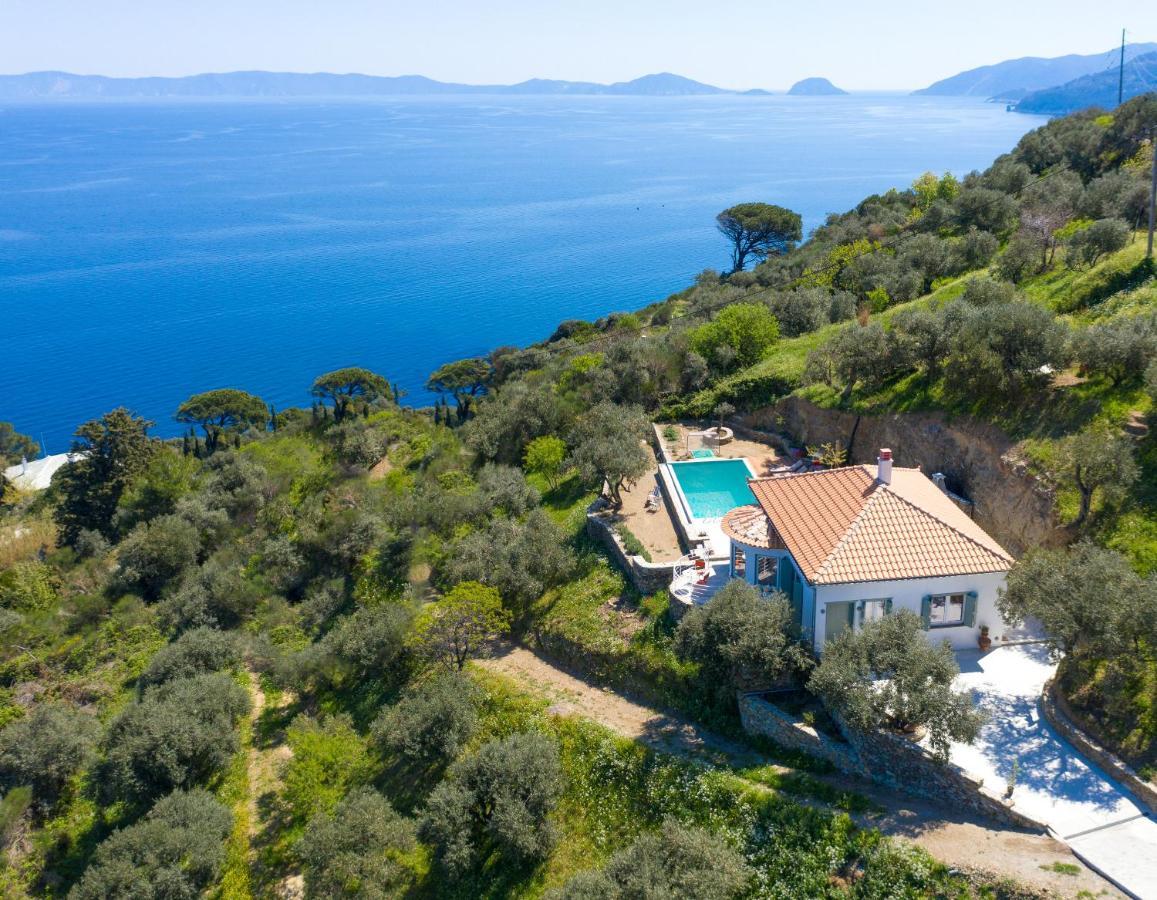 Avgi Villa Glossa Luaran gambar
